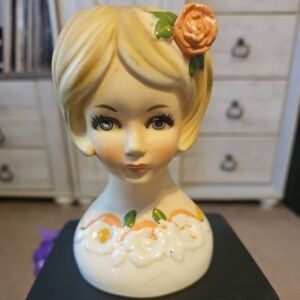 VINTAGE BLONDE LEGO HEADVASE 6.7 IN TALL